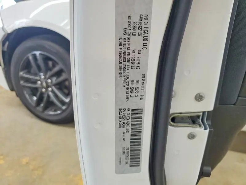 2019 DODGE CHARGER SXT  