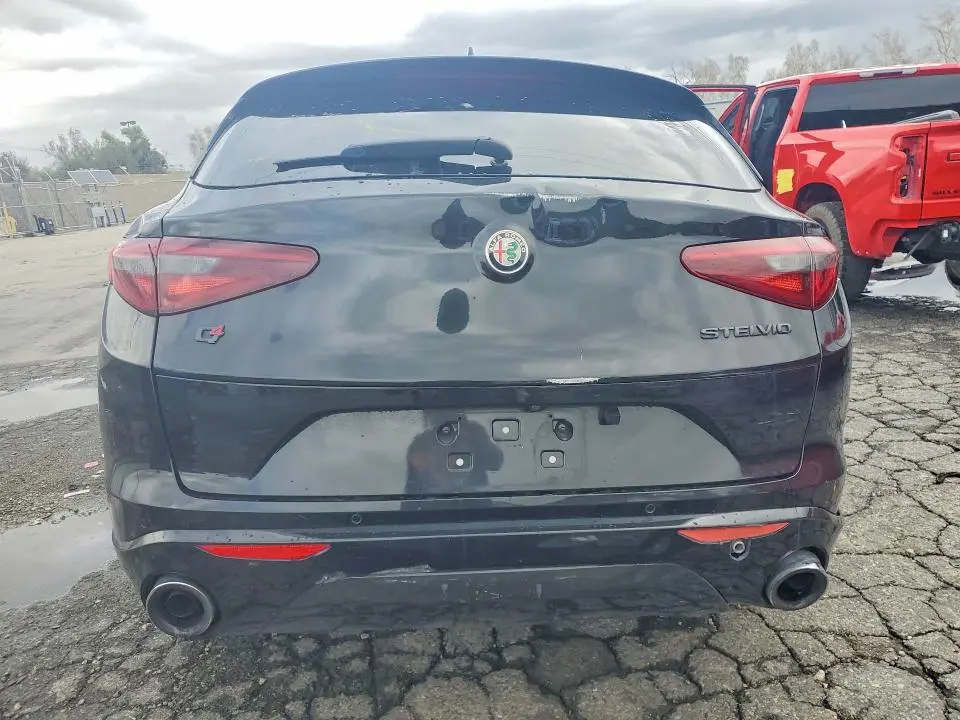 2021 ALFA ROMEO STELVIO TI  