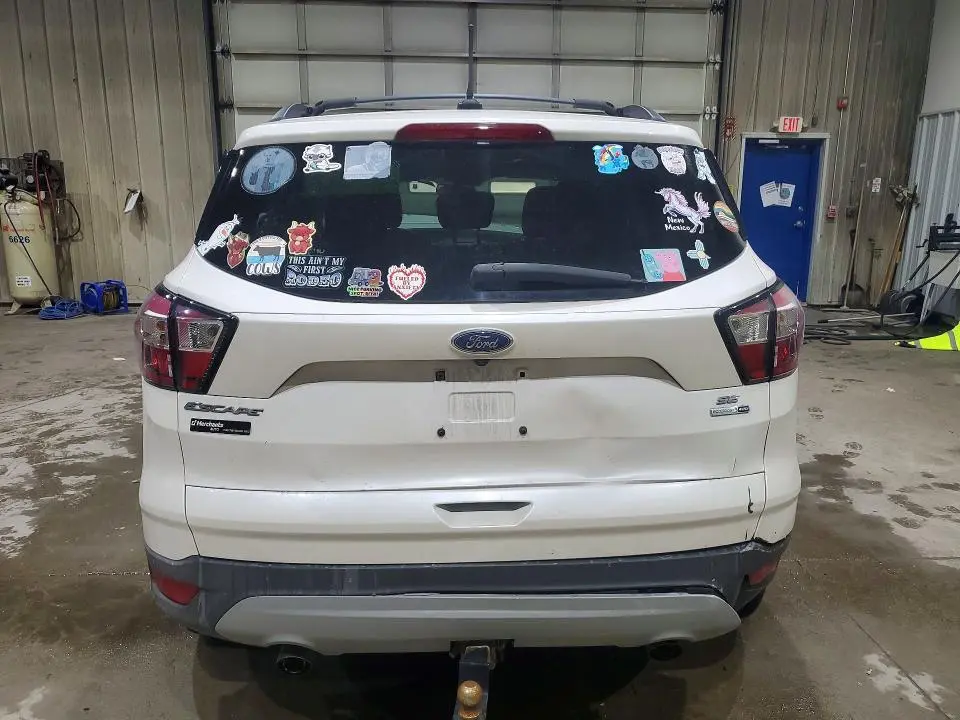 2018 FORD ESCAPE SE  