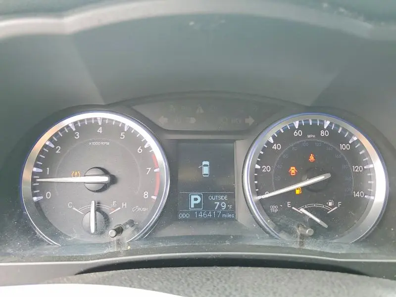 2014 TOYOTA HIGHLANDER LE PLUS  
