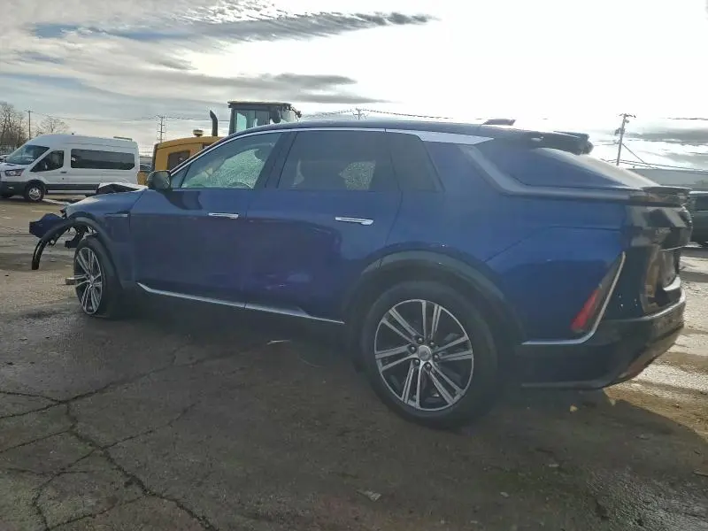 2024 CADILLAC LYRIQ LUXURY  