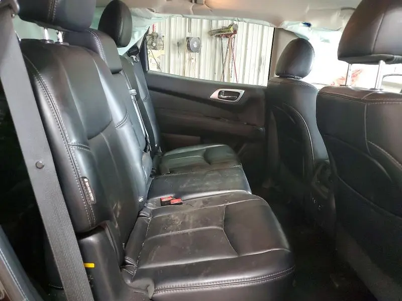 2019 NISSAN PATHFINDER SL  