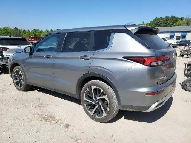 2024 MITSUBISHI OUTLANDER SE  
