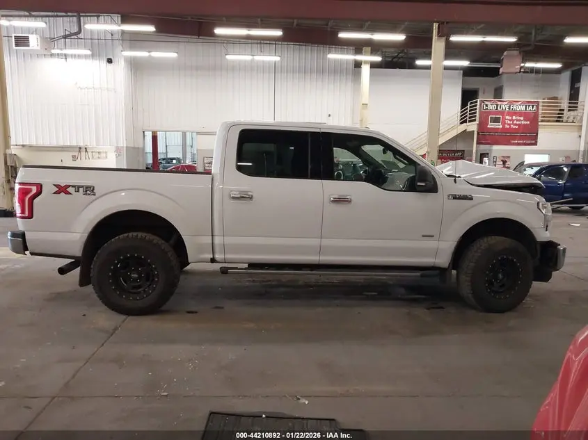 2015 FORD F-150 XLT