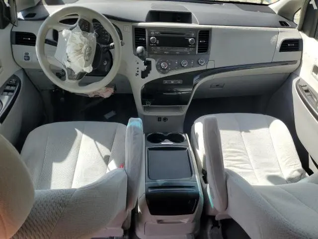 2011 TOYOTA SIENNA LE  