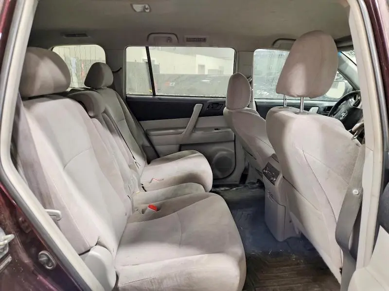 2013 TOYOTA HIGHLANDER BASE  