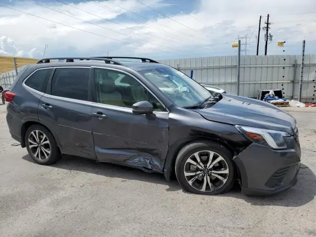2023 SUBARU FORESTER LIMITED  