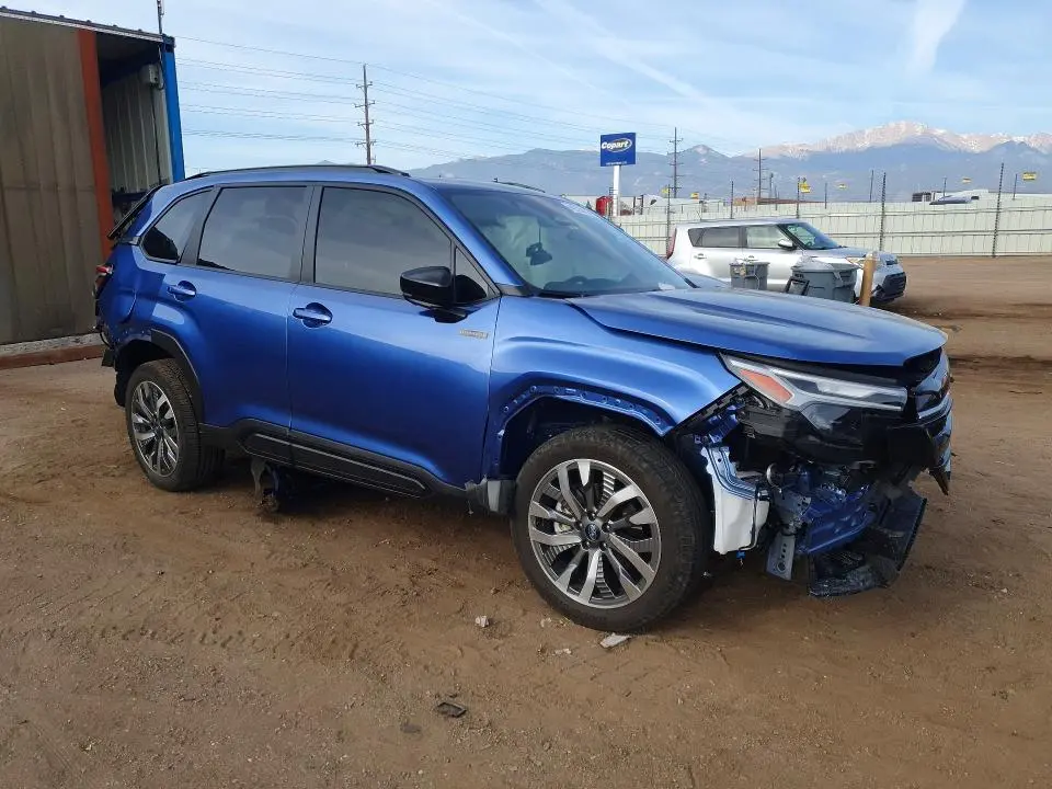 2025 SUBARU FORESTER TOURING  