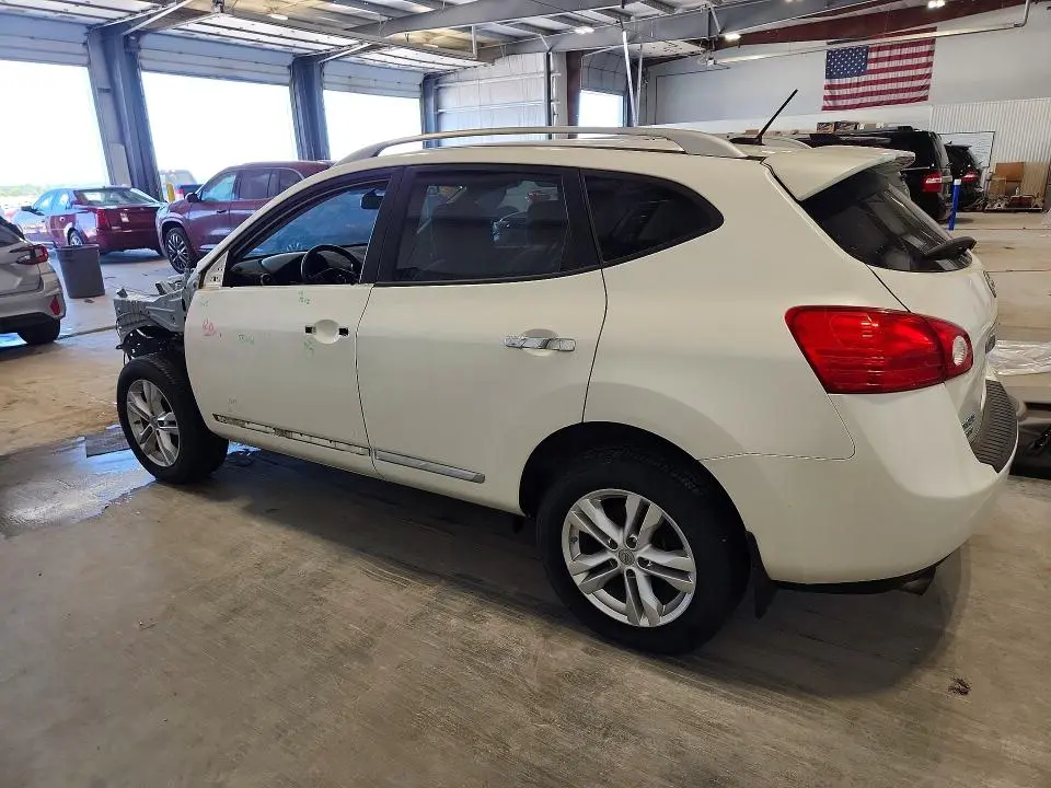 2013 NISSAN ROGUE S  