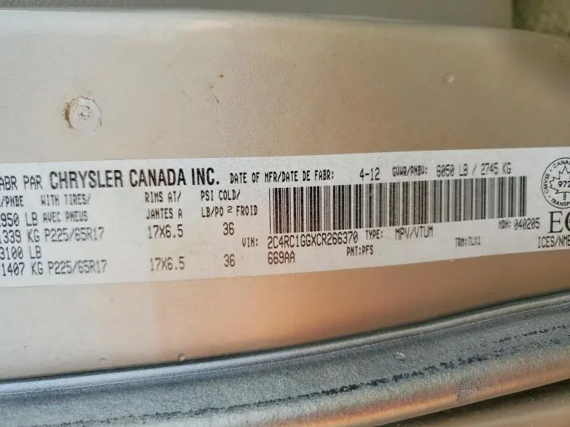 2012 CHRYSLER PACIFICA LIMITED  