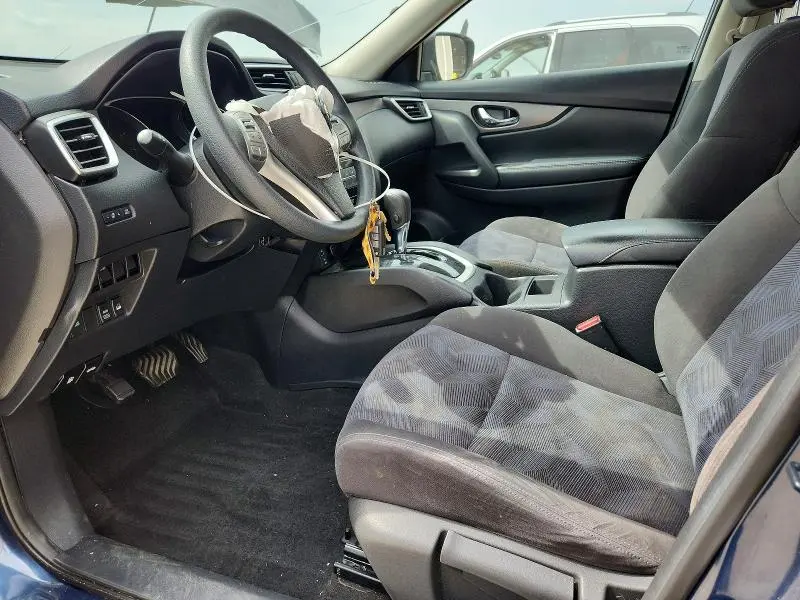 2015 NISSAN ROGUE   