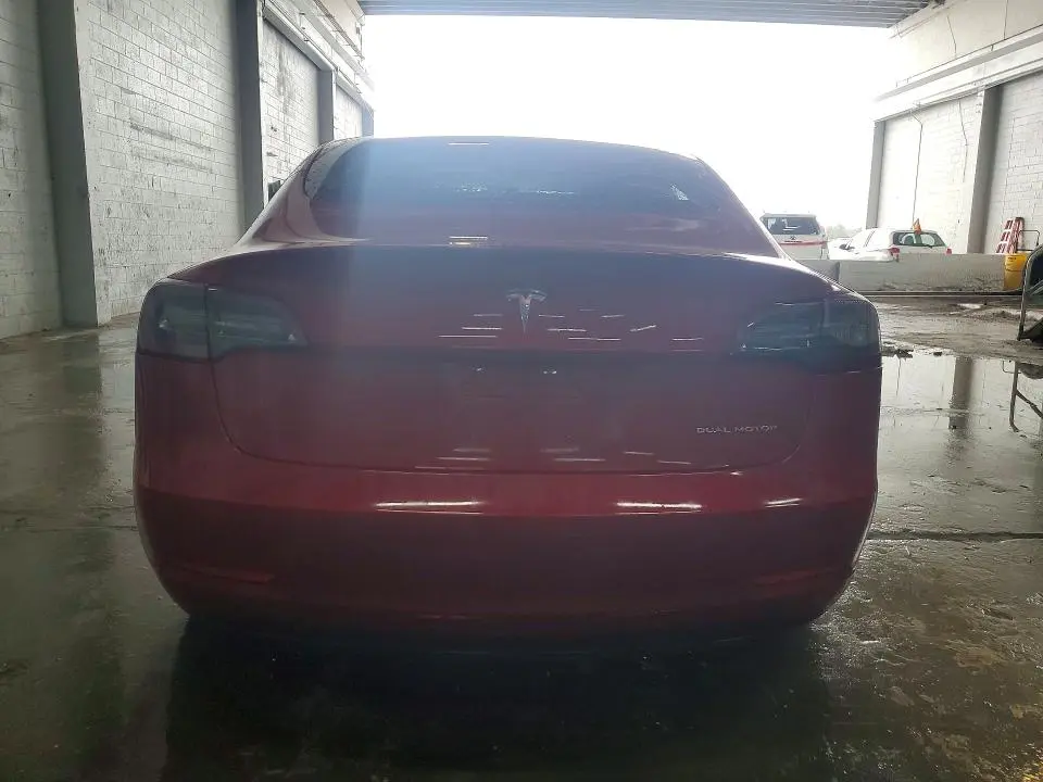 2018 TESLA MODEL 3   