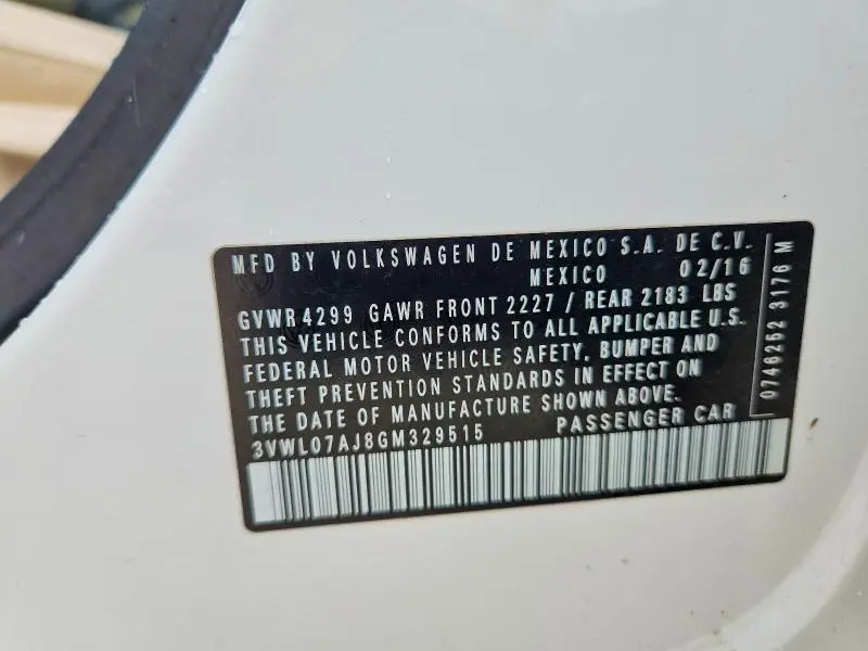 2016 VOLKSWAGEN JETTA SEL  