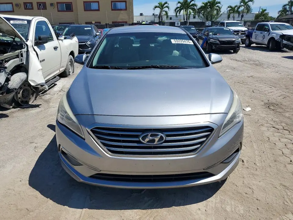 2015 HYUNDAI SONATA SE  