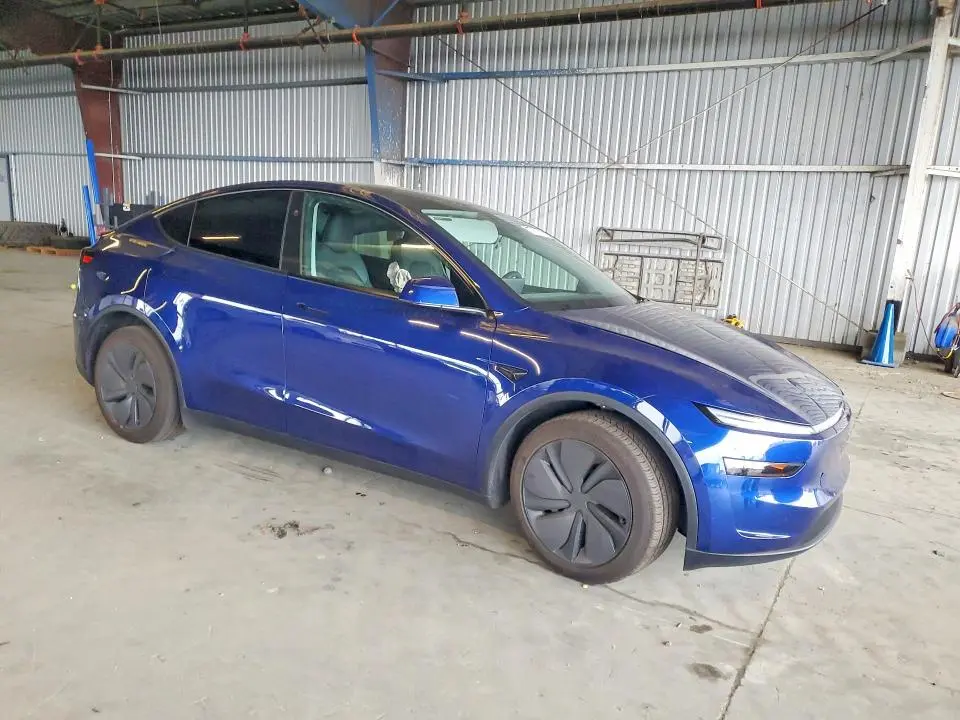 2026 TESLA MODEL Y   