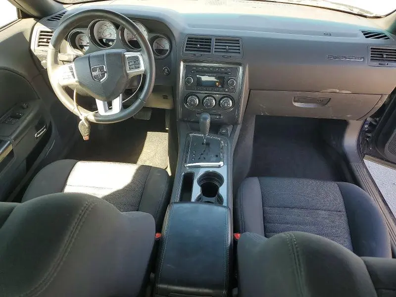 2013 DODGE CHALLENGER SXT  