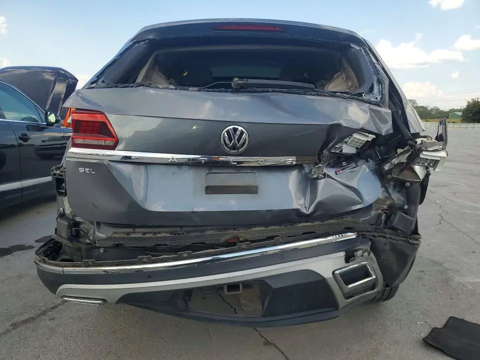 2018 VOLKSWAGEN ATLAS SEL PREMIUM  