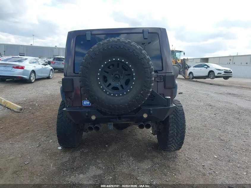 2013 JEEP WRANGLER UNLIMITED SAHARA