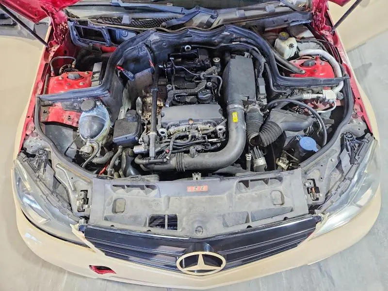 2013 MERCEDES-BENZ C 250  