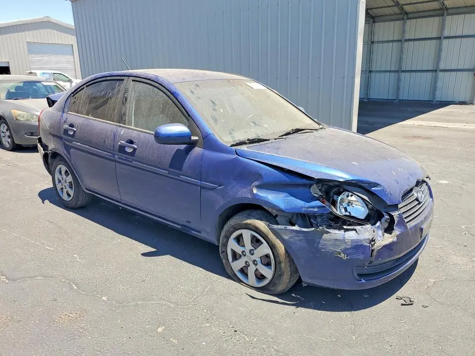 2011 HYUNDAI ACCENT GLS  
