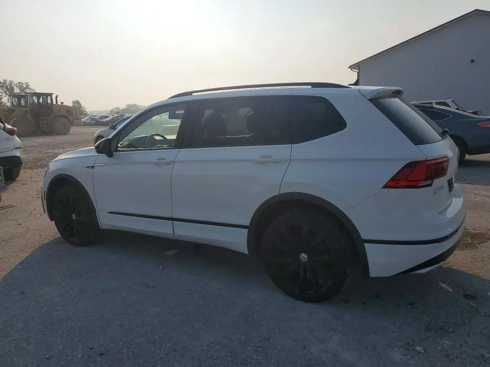2021 VOLKSWAGEN TIGUAN SE  