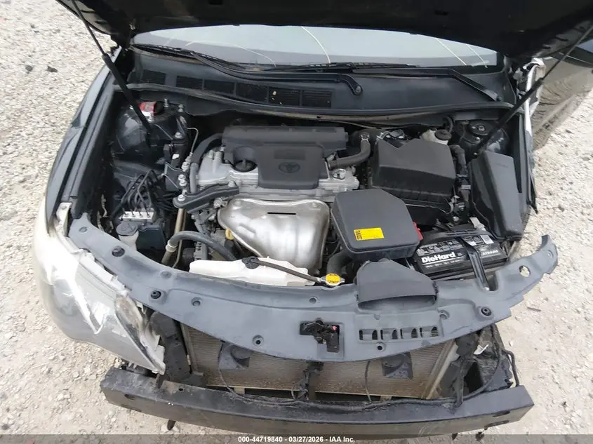 2012 TOYOTA CAMRY SE