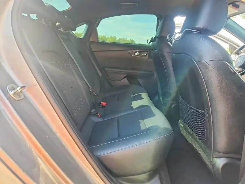 2022 KIA FORTE GT LINE  