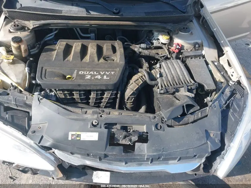 2014 CHRYSLER 200 TOURING