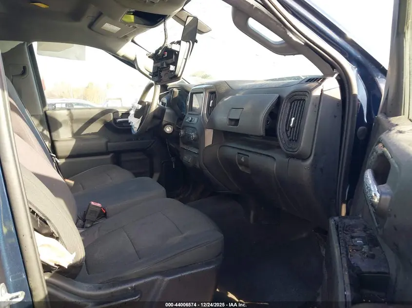2021 CHEVROLET SILVERADO 1500 4WD  STANDARD BED CUSTOM