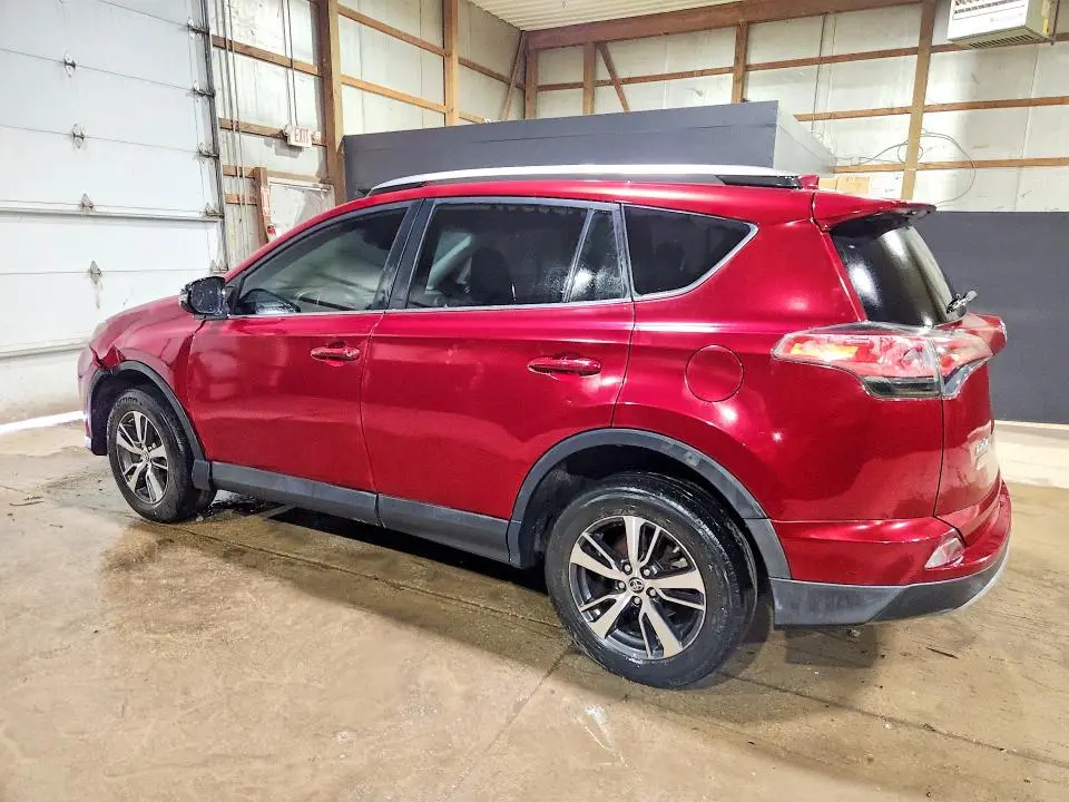 2018 TOYOTA RAV4 XLE  