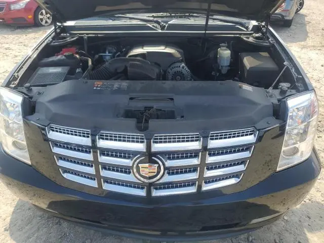 2014 CADILLAC ESCALADE LUXURY  