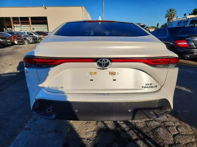 2023 TOYOTA MIRAI XLE  