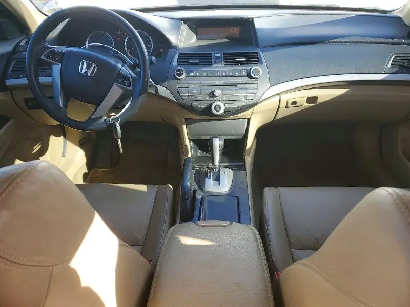 2011 HONDA ACCORD SE  