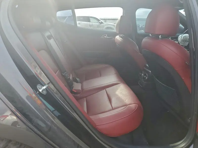 2022 KIA STINGER GT1  