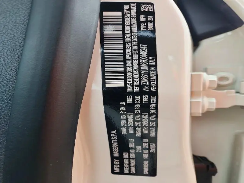 2024 MASERATI LEVANTE MODENA  