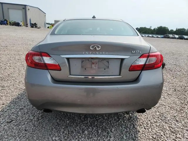 2011 INFINITI M37 X  