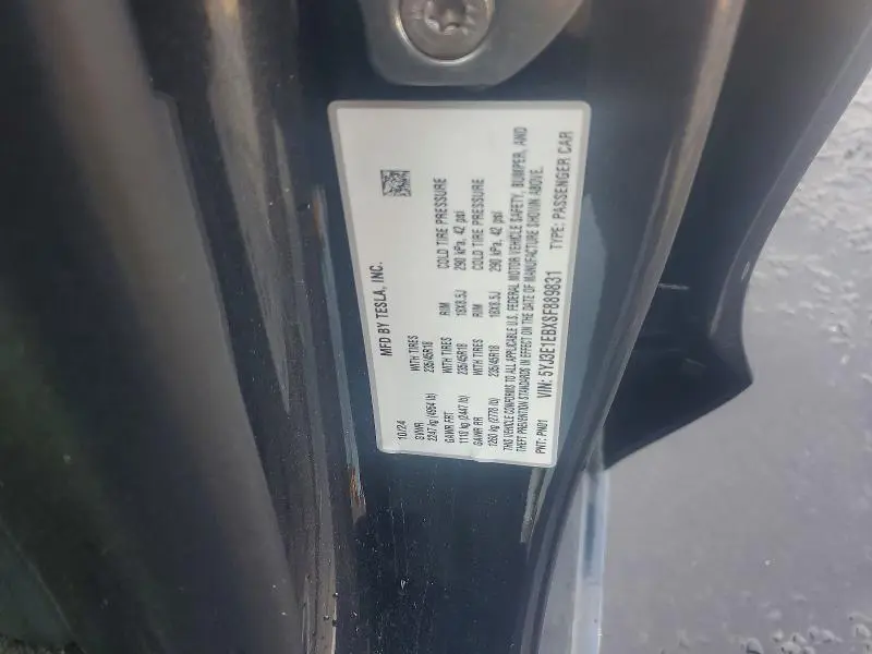 2025 TESLA MODEL 3   