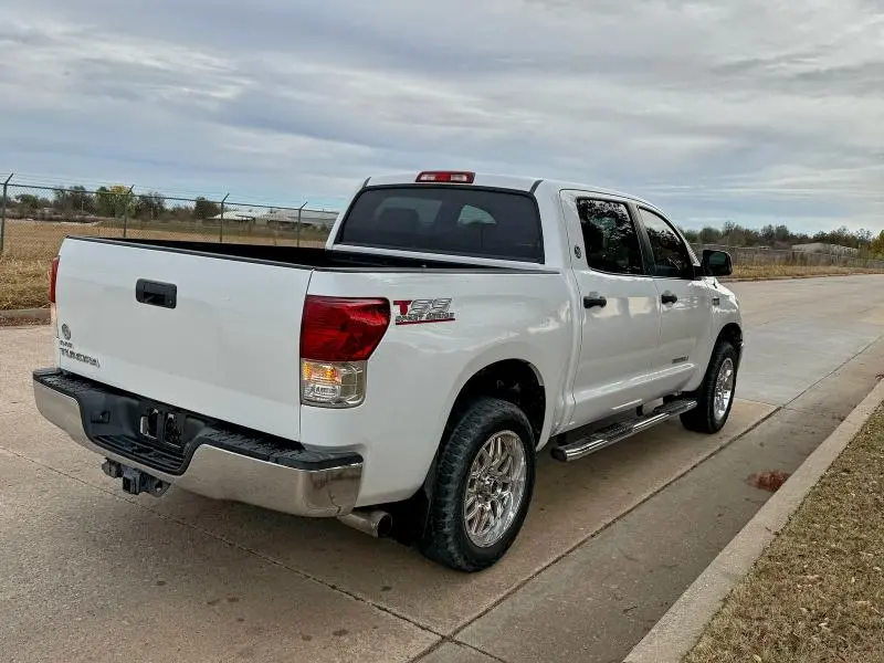 2012 TOYOTA TUNDRA CREWMAX SR5  