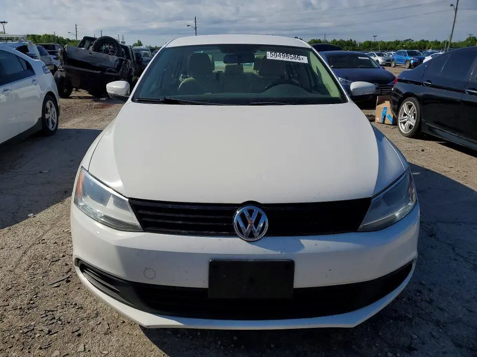2012 VOLKSWAGEN JETTA SE  