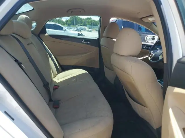2011 HYUNDAI SONATA GLS  
