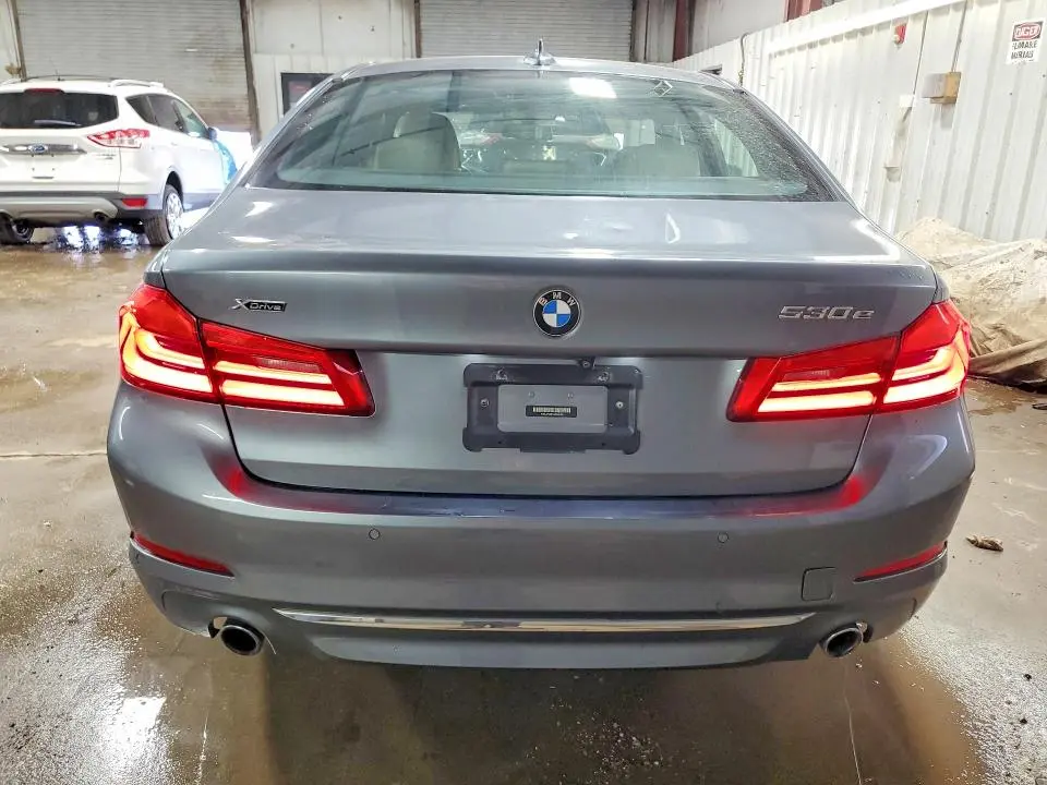2020 BMW 530XE   