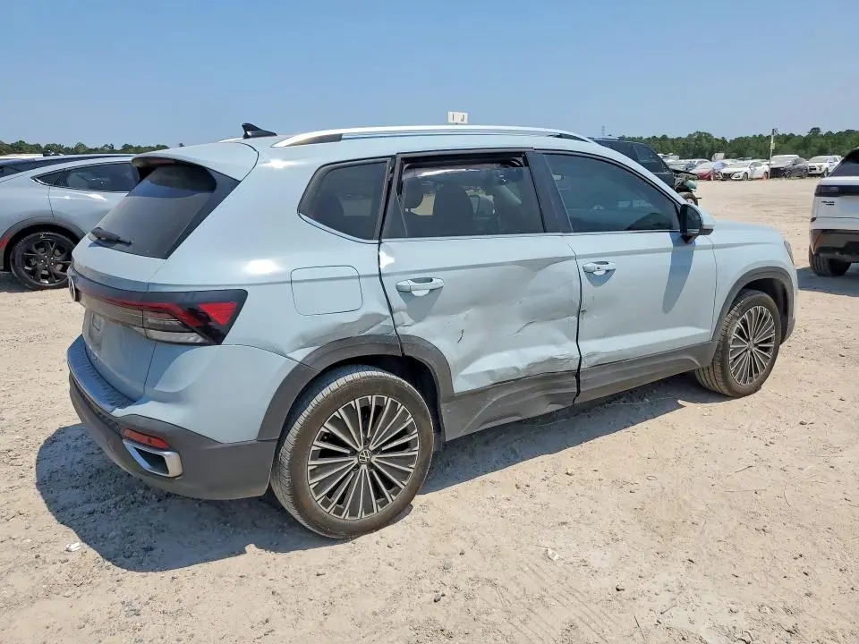 2025 VOLKSWAGEN TAOS SE  