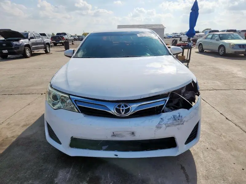 2014 TOYOTA CAMRY L  