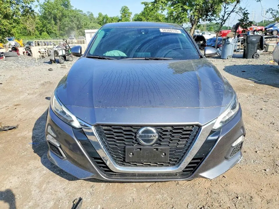 2021 NISSAN ALTIMA SV  