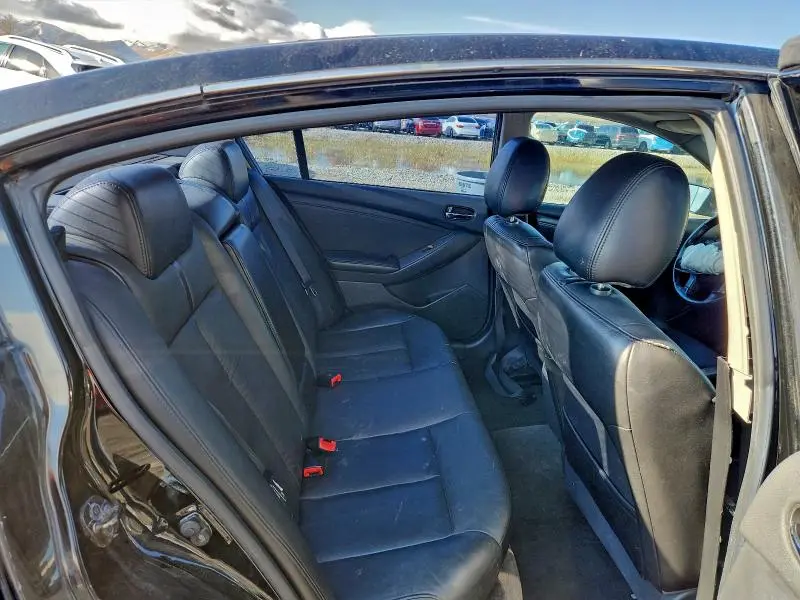 2010 NISSAN ALTIMA BASE  