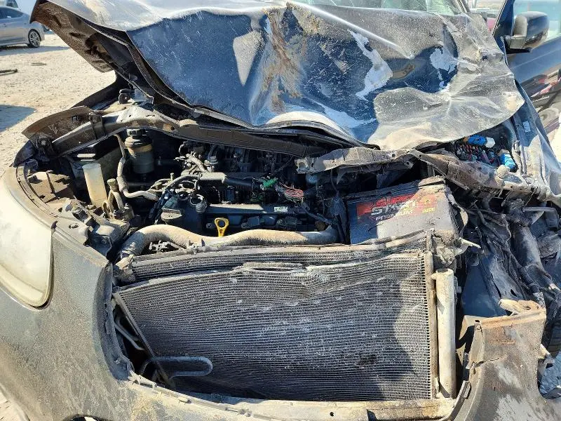 2012 HYUNDAI SANTA FE SE  