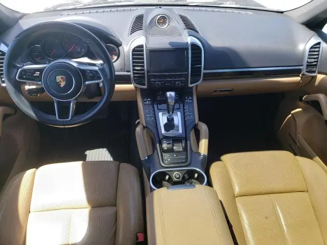 2016 PORSCHE CAYENNE   