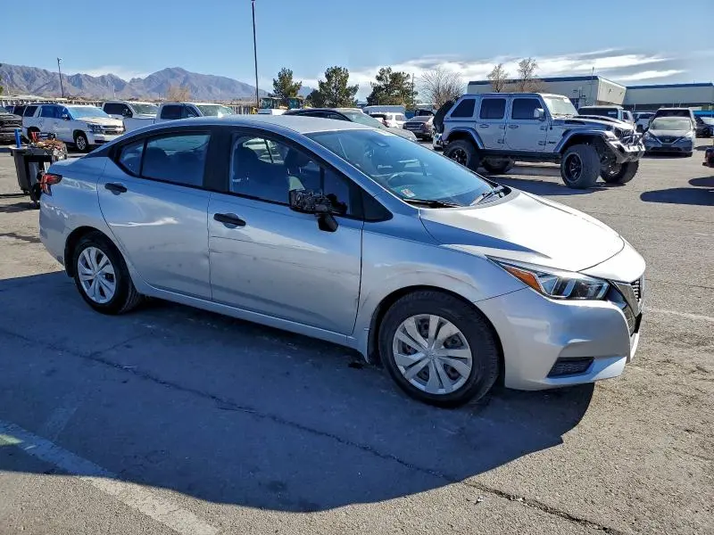 2020 NISSAN VERSA S  