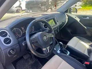 2017 VOLKSWAGEN TIGUAN S  