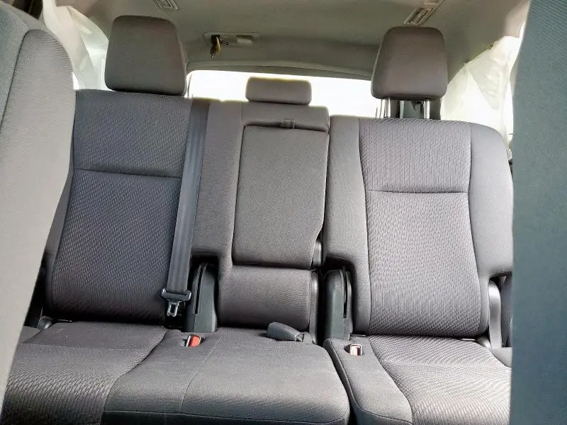 2018 TOYOTA HIGHLANDER LE  